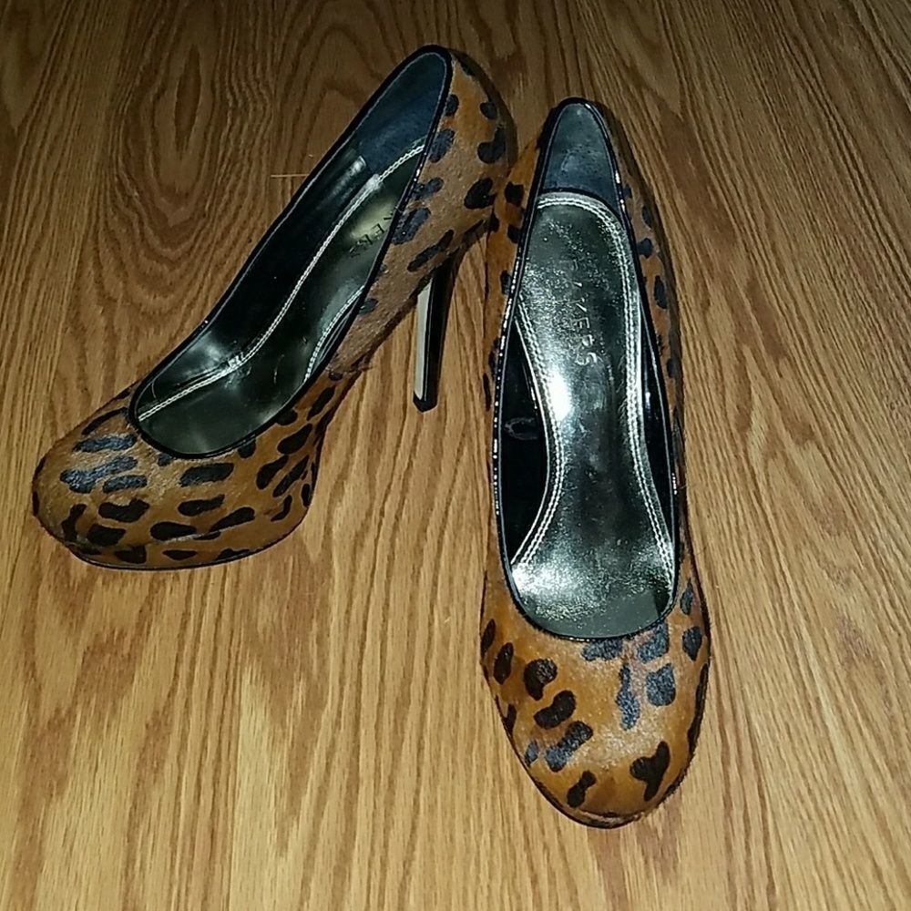 Bakers animal print platforms Sz 9